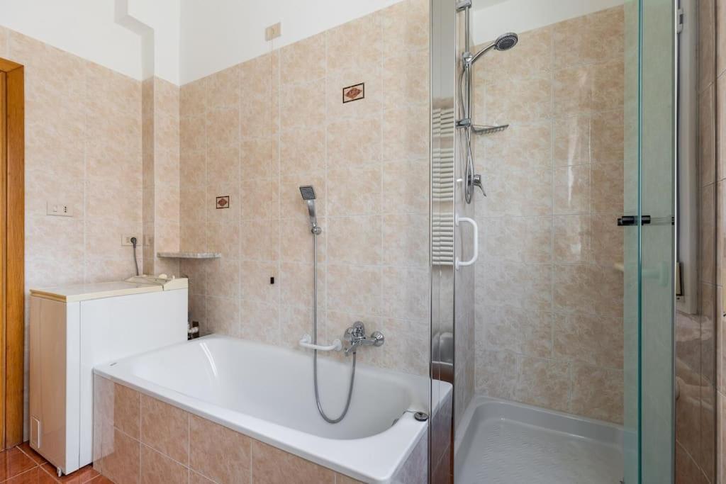 Camarco, A Pochi Passi Da Villa Erbosa Bologna Exterior foto